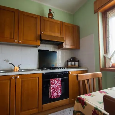 Rihome La Dimora Del Rione Serra Apartment