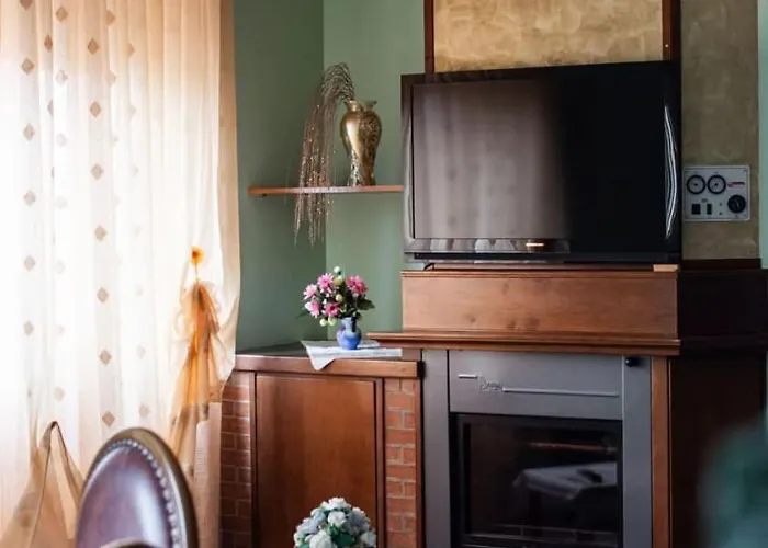 Rihome La Dimora Del Rione Serra 公寓