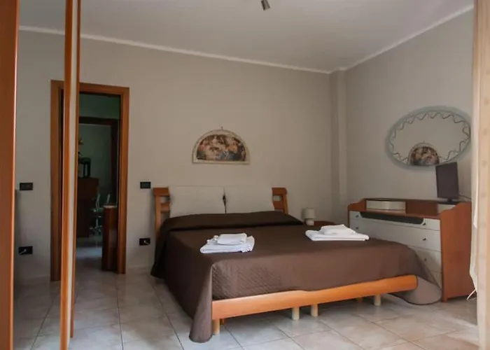 Rihome La Dimora Del Rione Serra