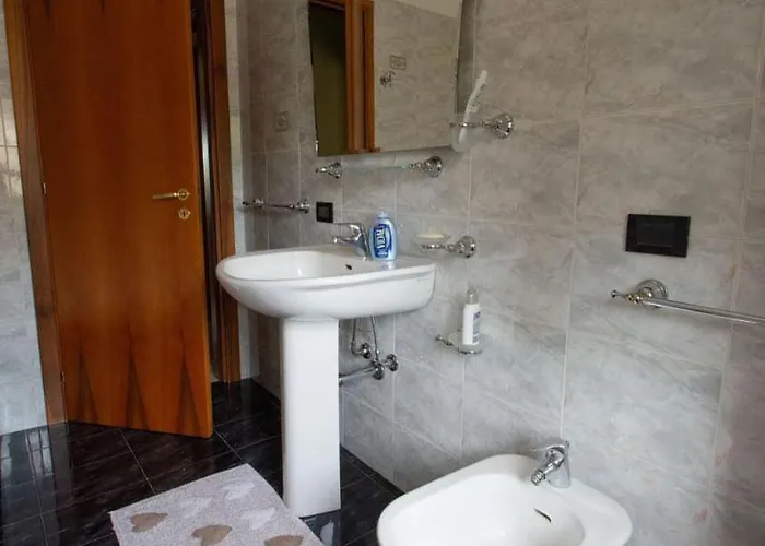 Rihome La Dimora Del Rione Serra 公寓 Rogliano